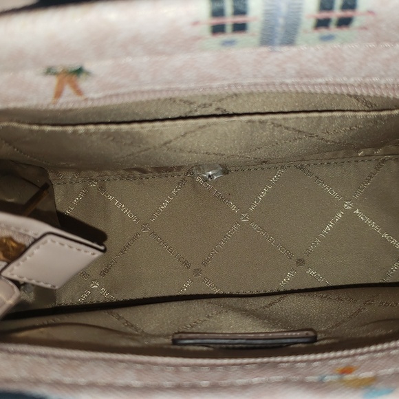 Michael Kors Mirella Jet Set Mini - Picture 8 of 8